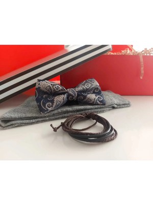 Erkek Hediye Seti Klasik Şıklık 20 : Desenli Papyon, Çorap ve Deri Bileklik