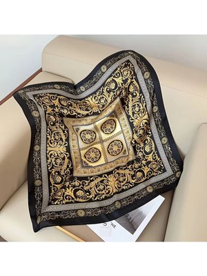 Koni Club Kadın Fular Barok Ihtişamı