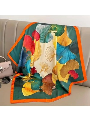 Koni Club Kadın Fular Sulu Boya Efektli Çiçek Desenli