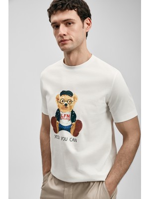 Lufian Teddy Modern Grafik Tişört Kırık Beyaz
