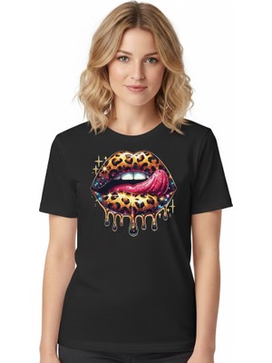Texrium Kadın Beyaz -Siyah Leopar Desenli Parlak Dudak Baskılı Regular Kesim Premium T-Shirt