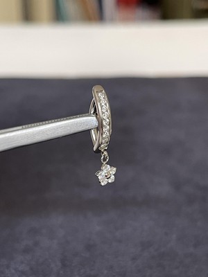 Rupen Kraft G23 Titanyum Göbek Piercingi %100 Titanyum Çiçek Sallantılı Zirkon Titanyum Klips Göbek Piercingi