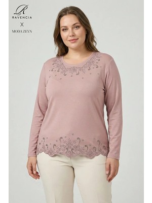 Ravencia Kadın Yıldız Desenli Yaka ve Etek Taşlı Işlemeli Yırtmaçlı Likralı Anne Penye Bluz