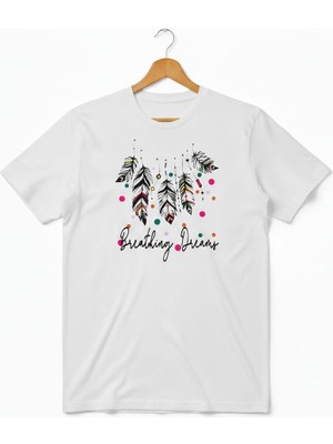 Texrium Kadın Beyaz Pamuklu Breathing Dreams Yazılı Tüy Baskılı Bohem T-Shirt