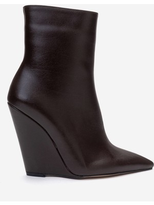 Ayakkabı Ateşi Kahverengi Cilt Sivri Burun Dolgu Topuklu Kadın Bot Polly