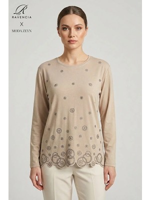 Ravencia Kadın Halka Desenli Yaka ve Etek Taşlı Işlemeli Yırtmaçlı Likralı Anne Penye Bluz