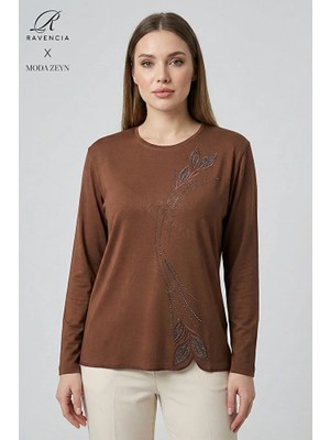 Ravencia Kadın Damla Yaprak Desenyaka ve Etek Taşlı Işlemeli Yırtmaçlı Likralı Anne Penye Bluz