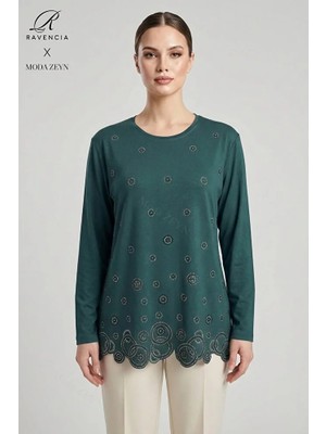 Ravencia Kadın Halka Desenli Yaka ve Etek Taşlı Işlemeli Yırtmaçlı Likralı Anne Penye Bluz