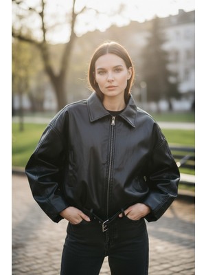 Mandala Tekstil Kadın Crop Kemer Detaylı Deri Ceket