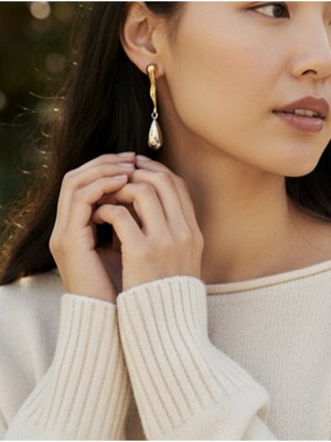 Lunays Monika Su Damlası Sallantılı Kadın Küpe Gold Gümüş Renk