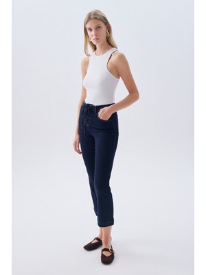Korse Bağlamalı Cropped Flare Jean Pantolon
