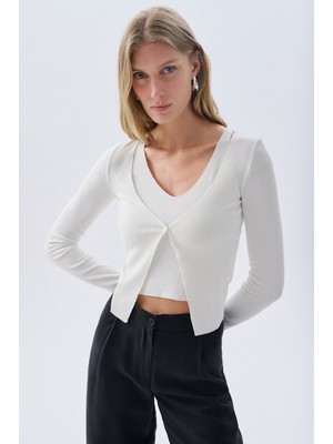 Hırka Görünümlü V Yaka Bluz