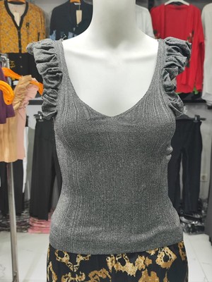 Aslami Tekstil Gri V Yaka Büzgülü Fırfırlı Kol Fitilli Kadın Bluz - Esnek Tek Beden S-M-L