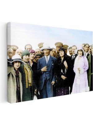 Kanvas Tablo Atatürk Beyaz Şapkalı Duruş Atatürk Tablosu Ev Ofis Duvar Dekoru
