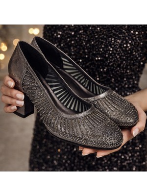 Kindep (Park Moda) Damlataş Detaylı Topuklu Kadın Ayakkabı Platin