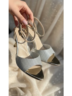 Kindep (Park Moda) Tek Bant Topuklu Kadın Ayakkabı Gumüş