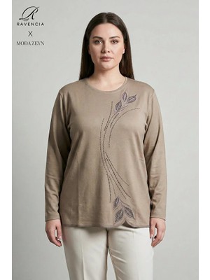 Ravencia Kadın Damla Yaprak Desen Yaka ve Etek Taşlı Işlemeli Yırtmaçlı Likralı Anne Penye Bluz