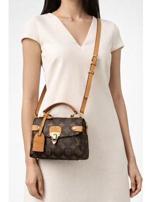 Kadın El ve Omuz Çantası Marka Tasarım Günlük Şık Model