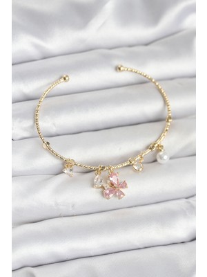 Similar Pembe Kelebek Charmlı Gold Renk Kadın Bileklik - TJ-BB8031