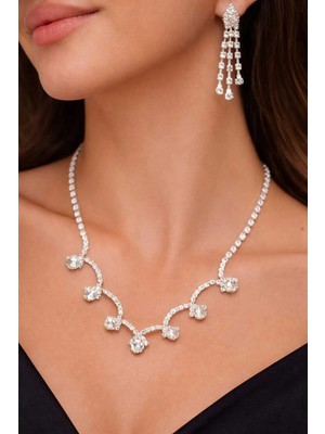 Nati Co Zarif Taş Işlemeli Şık Kolye Küpe Takım