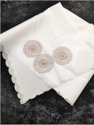 Şık Incili Saten Gelin Bohçası, Dantel Detaylı Nişan Takımı