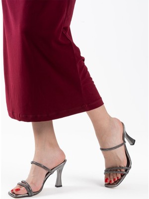 Alfaze Füme Deri Taşlı Ince Bantlı Topuklu Ayakkabı Topuk Boyu 8 cm