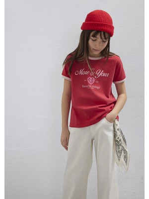 Mavi Kalp Patch Logo Baskılı Kırmızı Tişört 7610399-70478