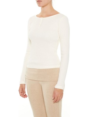 F21 Düğme Detaylı Uzun Kollu Tişört