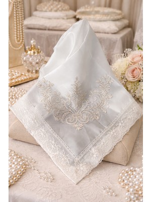 Dilex DİLEX Fransız Dantel Süslemeli Saten Bohça Seti 3’lü – Ekru Gelin Damat Çeyiz Bohçası 90x90 cm