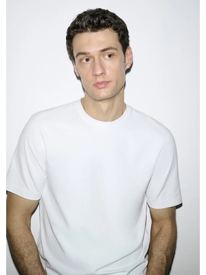 Mavi Hafif ve Esnek Beyaz Travel Tişört 0613224-620