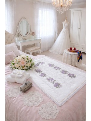 Dilex DİLEX Çeyizlik Etamin Seccade Beyaz Mor Nakışlı Makine İşi Seccade 120x73 cm