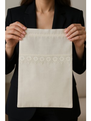 Renkli Dantelli Keten Ayakkabı Torbası, Ipli ve Püsküllü, Şık Tasarım