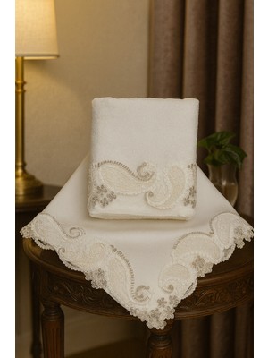 Yüksek Kaliteli Havlu ve Bohça Seti, Şık ve Kullanışlı Tasarım