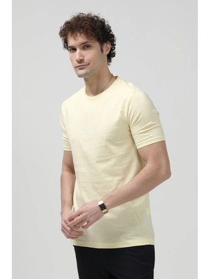 Erkek Bisiklet Yaka Kare John Baskılı %100 Pamuklu T-Shirt Sarı - 26Y 2020-2