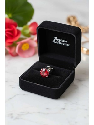 Begonia Accessories 925 Ayar Gümüş Kırmızı Zirkon Tek Taş Küpe – Unisex Pimli | Alerji Yapmaz | 1 Adet (Çift Değil)