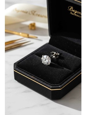 Begonia Accessories 925 Ayar Gümüş Oval Zirkon Tek Taş Unısex Küpe – Pimli | Alerji Yapmaz | 1 Adet (Çift Değil)