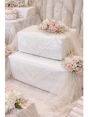 Dilex DİLEX İğne Oyası Süslemeli Yastık Hurç Seti Ekru 2'li – Çeyizlik Kapitoneli Saten Yastık Saklama Hurcu 35x60x32 cm