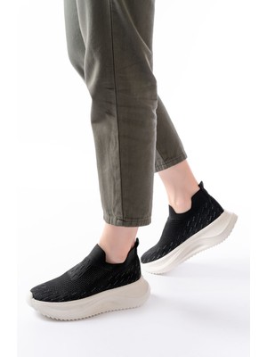 Zerenyus ZRİN-707 Siyah Beyaz Triko Faillant Taban Slip-On Taşlı Kadın Spor Ayakkabı