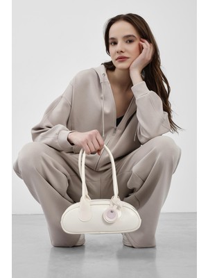 Shule Bags Lisse Charmlı Oval Baget Çanta Krem