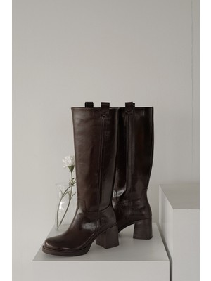 Meral Özgenç Kalın Topuk Uzun Çizme
