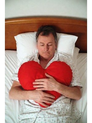 Simple The Pillow Kalp Şeklinde By Pass Yastığı Ameliyat Sonrası Yastığı Göğüs Üstünde Tutmak Için Cepli Kırmızı Yastık