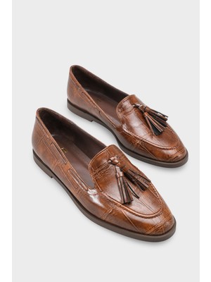 LOJO Kadın Kroko Desenli Püskül Detaylı Günlük Loafer Ayakkabı Ales Kahve Kroko