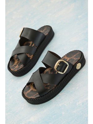 Tonny Black Kadın Siyah Poli Taban Rahat Dolgu Taban Çapraz Bantlı Terlik