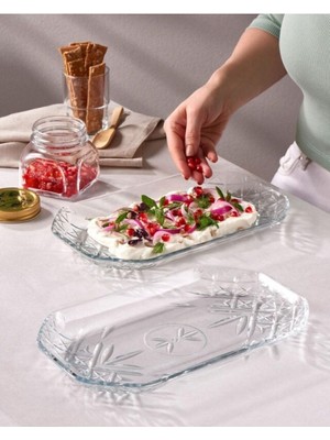 Şık ve Zarif Kayık Tabak, Sofralarınıza Şıklık Katacak Tasarım