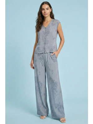 Guitar Dökümlü Gri Jakarlı Bluz