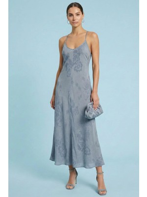 Guitar Askılı Gri Jakarlı Elbise