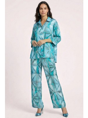 Guitar Dökümlü Turkuaz Saten Gömlek