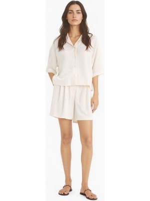 DeFacto Regular Fit Yüksek Bel Kuşaklı Düz Paça Şort F7251AX25SM