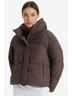 DeFacto Su İtici Regular Fit Dik Yaka Reglan Kol Kışlık Şişme Mont A1550AX25WN