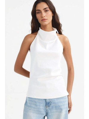 DeFacto Slim Fit Dar Kesim Halter Yaka Bluz F8007AX25AU